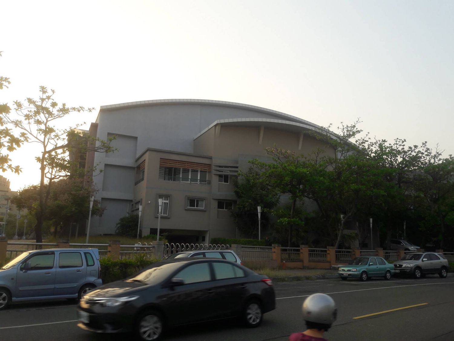 高雄新莊高中